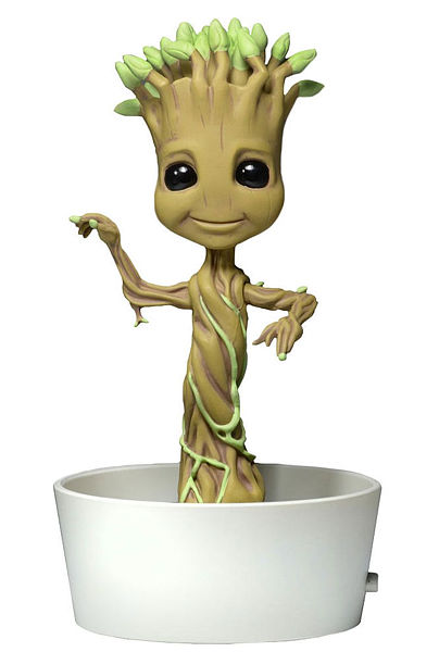 Фигурка Guardians Of The Galaxy Body Knocker Dancing Groot (15 см) Фигурка Guardians Of The Galaxy Body Knocker Dancing Groot (15 см)Guardians Of The Galaxy Body Knocker Dancing Groot – миниатюрная фигурка-телотряс, созданная по мотивам блокбастера Стражи галактики (The Guardians of the Galaxy), основанного на серии знаменитых комиксов.<br>