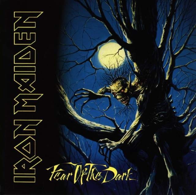 Iron Maiden – Fear Of The Dark (2 LP) Iron Maiden – Fear Of The Dark (2 LP)Fear Of The Dark считается одним из лучших альбомов группы Iron Maiden, в 1992 году возглавил чарты Соединенного Королевства.<br>