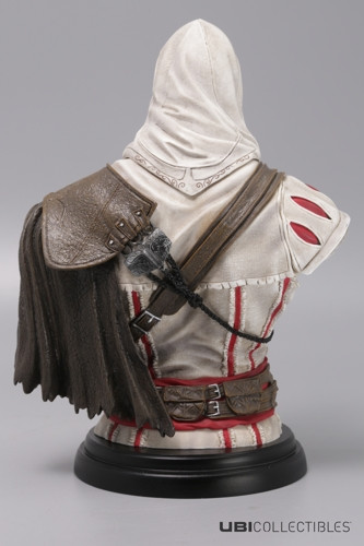  Assassin's Creed II. Ezio Auditore Da Firenze Legacy Collection (18 )