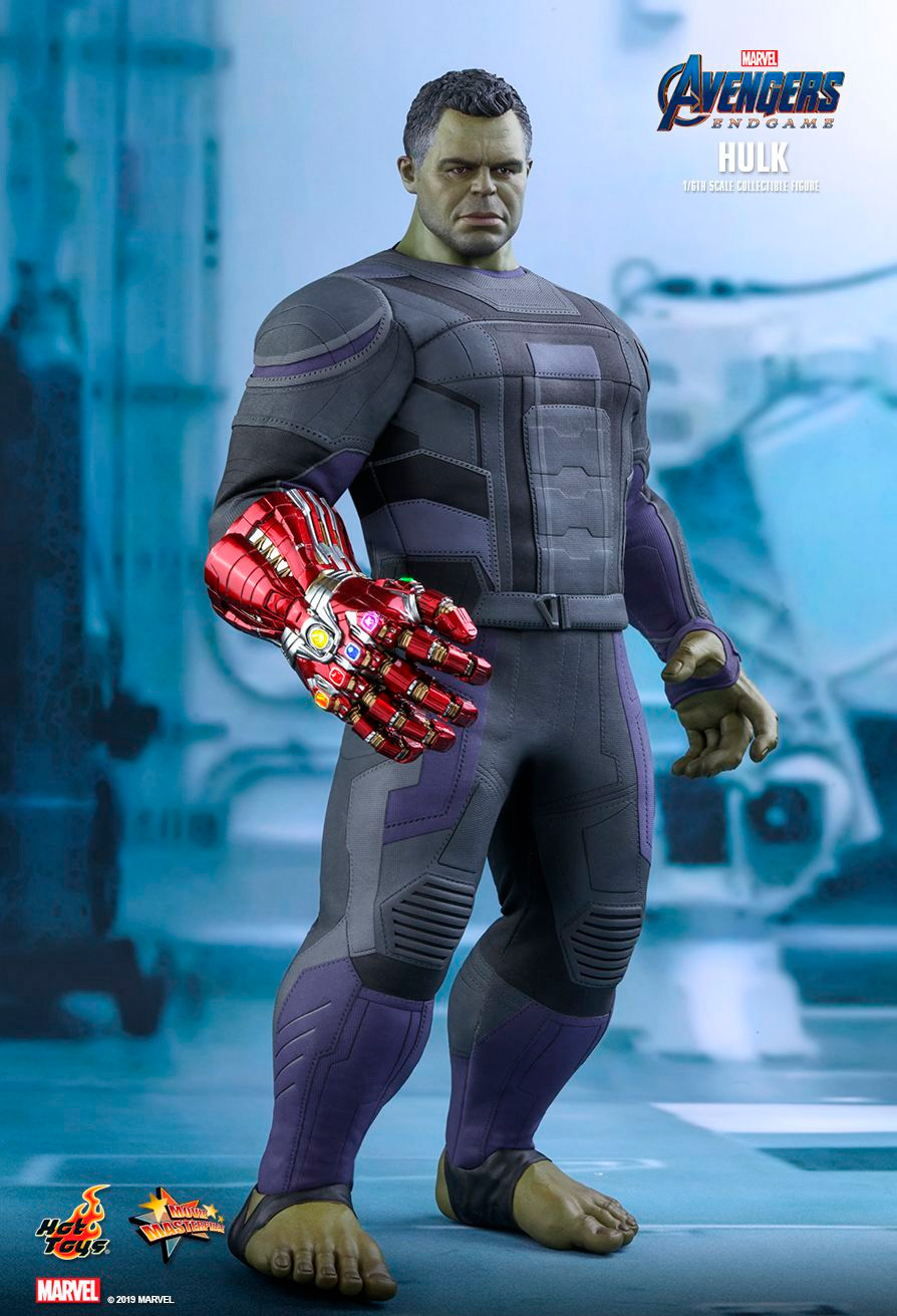  Marvel The Avengers: Endgame  Hulk With Gauntlet (39,5 )
