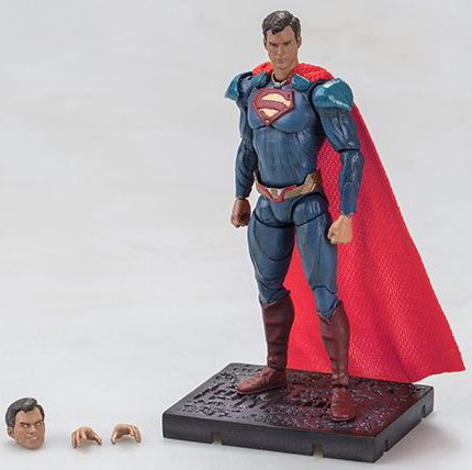 

Фигурка Injustice 2: Superman (10 см)