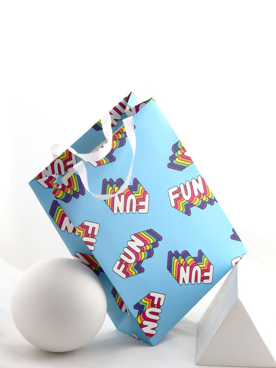 

Пакет Fun Fun подарочный А4