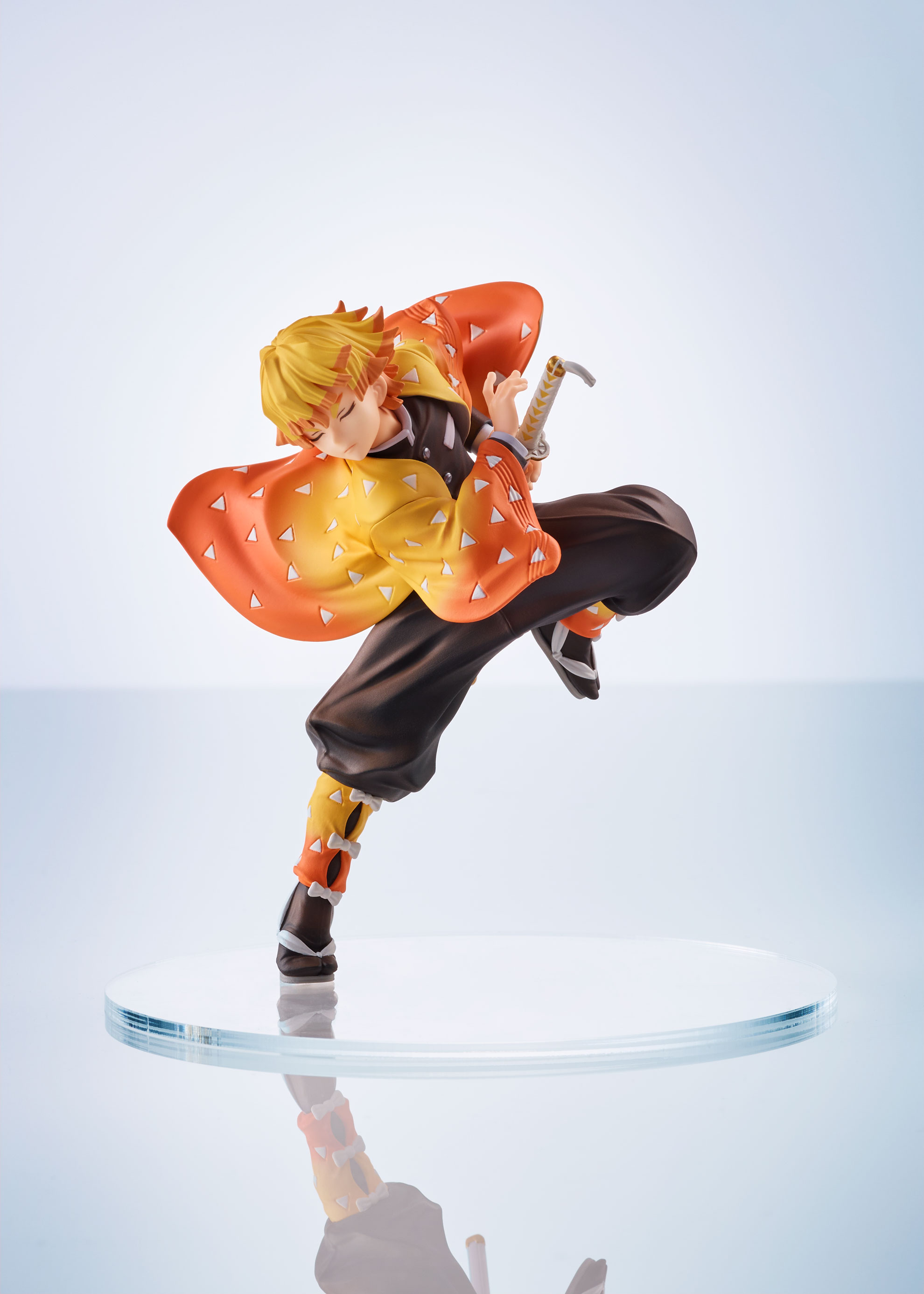 

Фигурка ConoFig Demon Slayer: Kimetsu no Yaiba – Zenitsu Agatsuma (12 см)