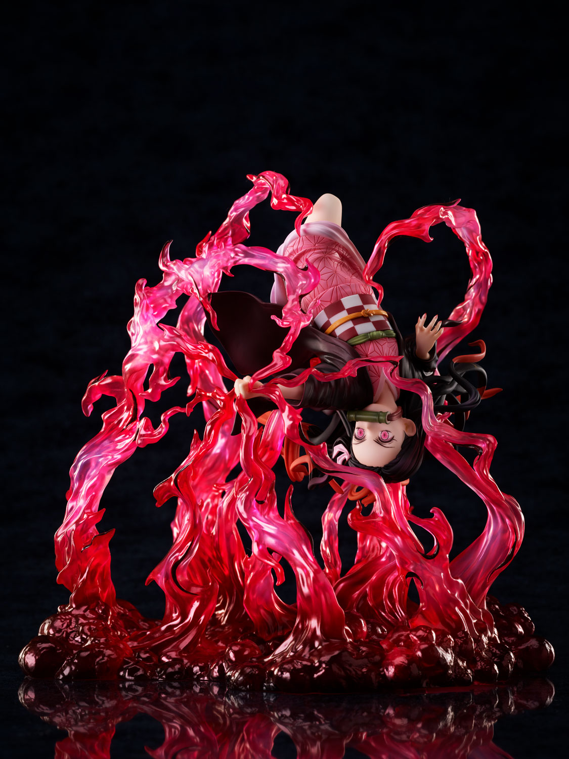 

Фигурка Demon Slayer: Kimetsu no Yaiba – Nezuko Kamado Exploding Blood (20 см)