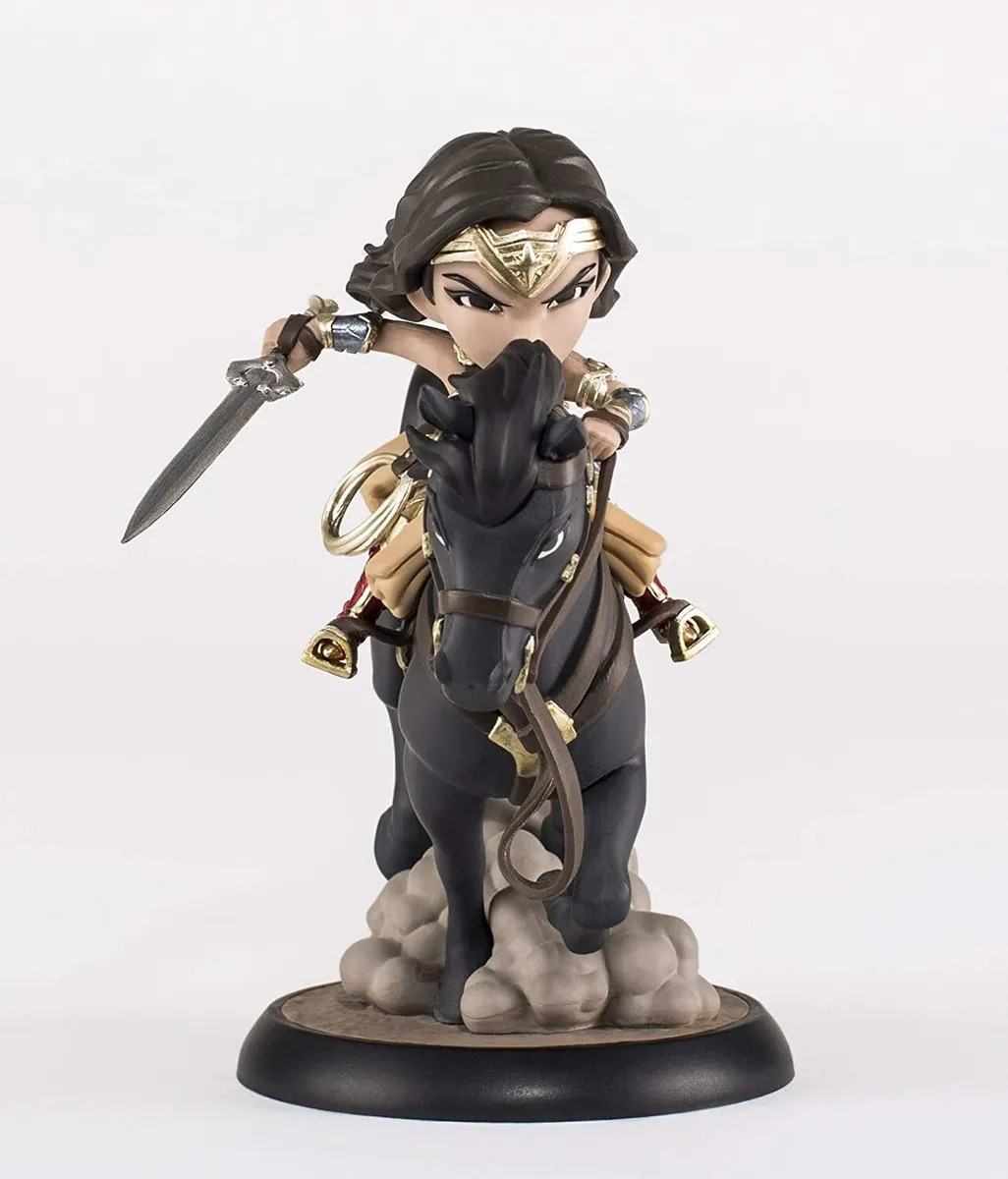 

Фигурка DC Comics: Wonder Woman Q-Fig (14,6 см) (DCC-0605A)
