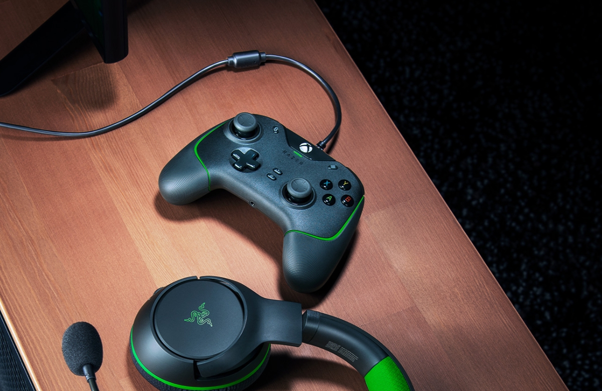 Игровой контроллер Razer Wolverine V2 Gaming Controller для Xbox / ПК от 1С Интерес