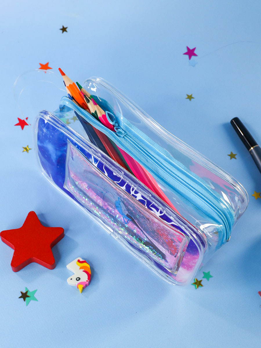 пенал с водой и блестками внутри