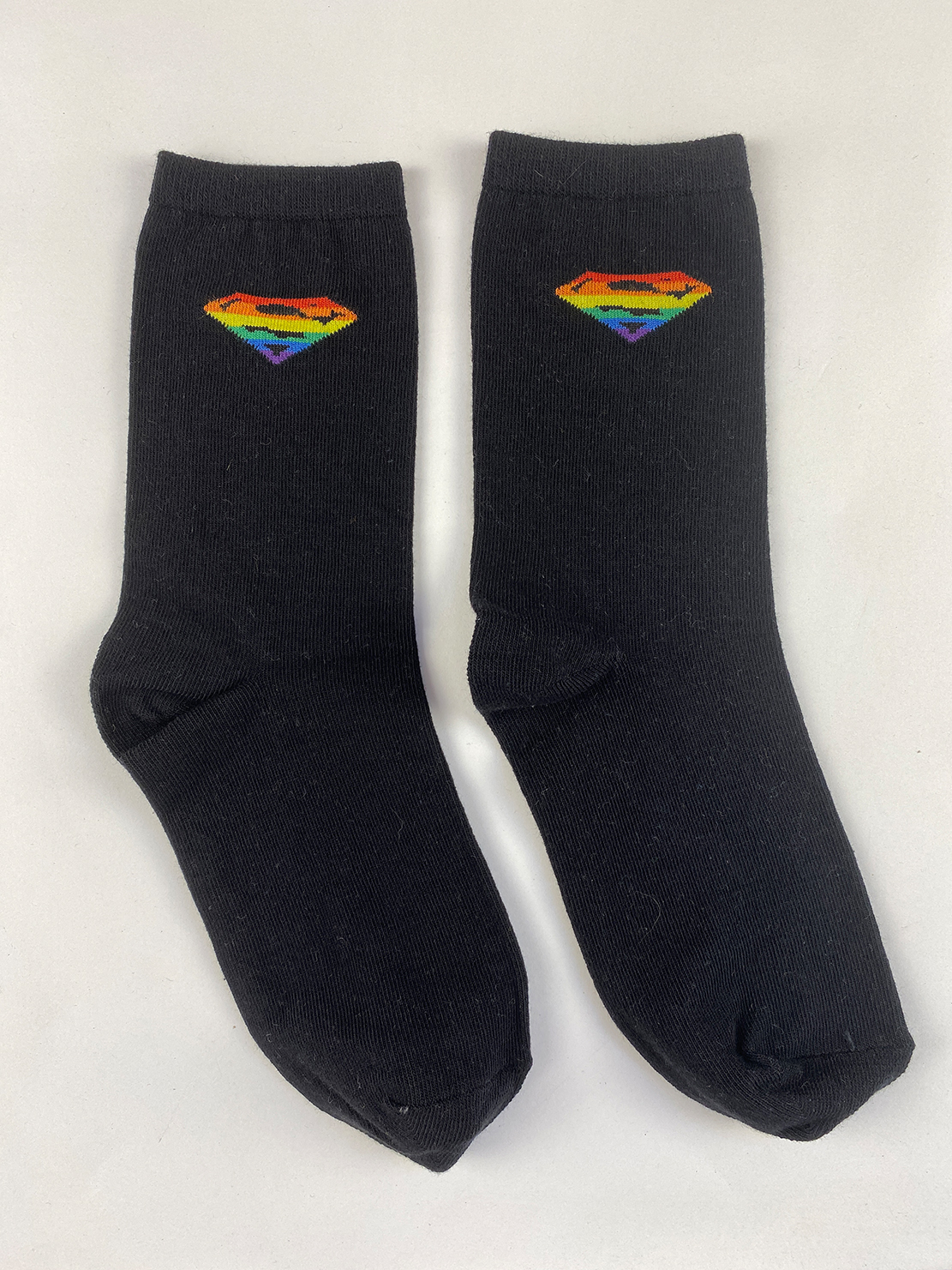 

Носки DC Comics: Радужное лого Superman (чёрные)