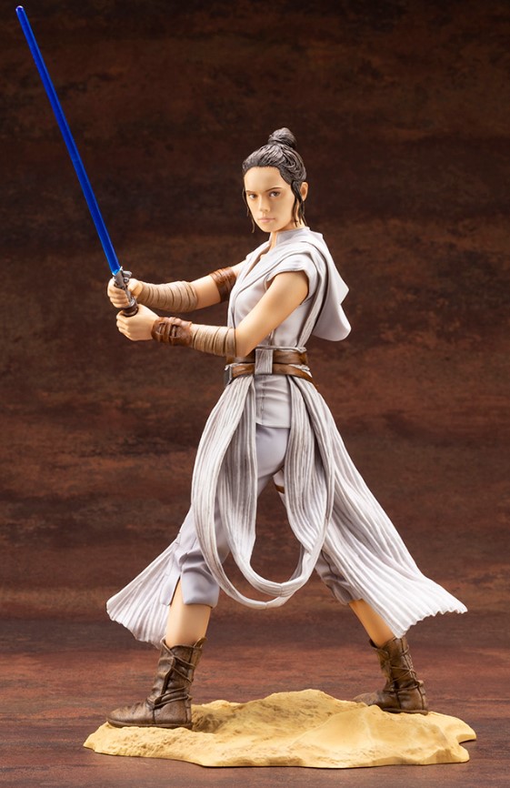 цена Фигурка Kotobukiya Artfx: Star Wars – Rey (29 см)