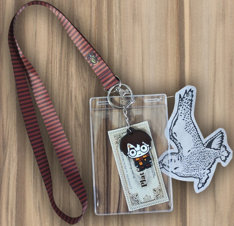 

Держатель для бейджа Harry Potter: Gryffindor