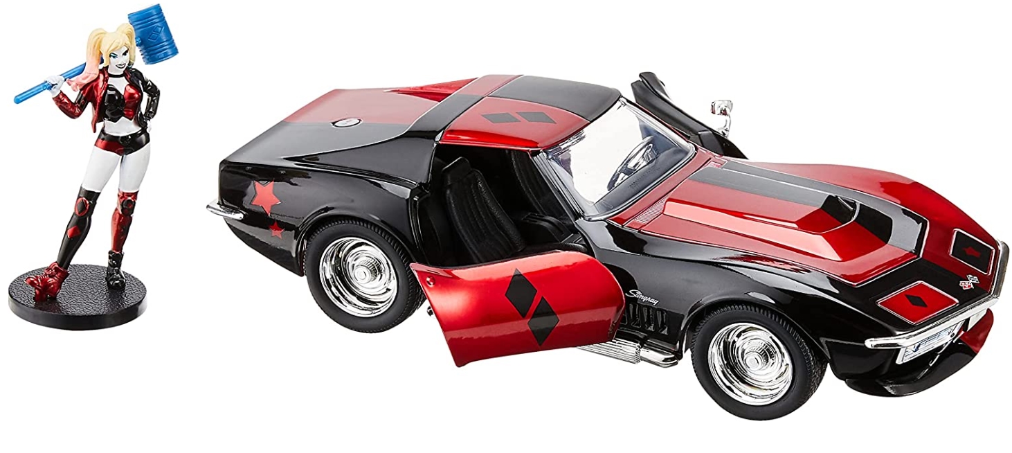 Набор фигурок Hollywood Rides DC Comics: Harley Quinn – 1969 Chevy Corvette Stingray With Harley Quinn 1:24 (2 шт)