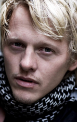   (Thure Lindhardt)