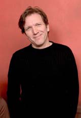   (Martin Donovan)