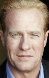   (Gregg Henry)