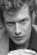   (Jason Flemyng)