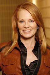   (Marg Helgenberger)