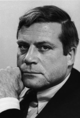    (Oliver Reed)