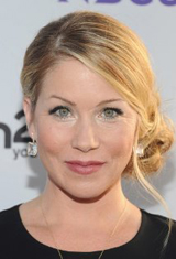  (Christina Applegate)