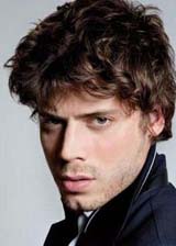   (François Arnaud)