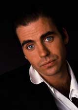 ����� ����