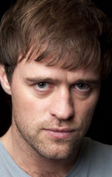   (Jonas Armstrong)