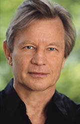   (Michael York)