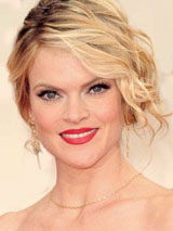   (Missi Pyle)