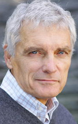   (David Selby)