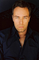 ДжейАр Борн (JR Bourne) ДжейАр Борн (JR Bourne)