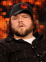   (Tyler Labine)