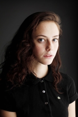   (Kaya Scodelario)