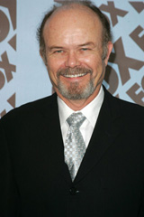   (Kurtwood Smith)