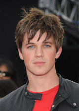   (Matt Lanter)