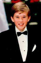    (Haley Joel Osment)