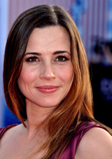   (Linda Cardellini)