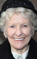   (Elaine Stritch)