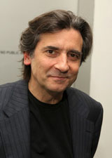   (Griffin Dunne)