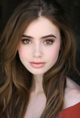   (Lily Collins)