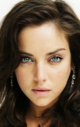   (Jessica Stroup)