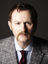   (Mark Gatiss)