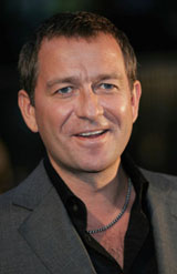   (Sean Pertwee)