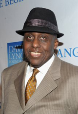   (Bill Duke)