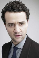   (Daniel Mays)