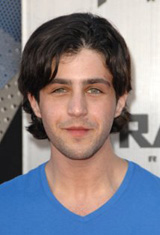   (Josh Peck)