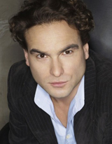   (Johnny Galecki)