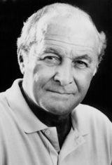   (Robert Loggia)