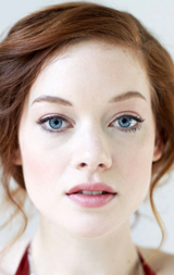   (Jane Levy)