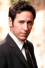   (Rob Morrow)