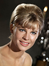   (Julie Christie)