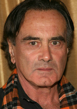   (Dan Hedaya)